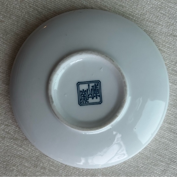 (2) kozangama vintage porcelain plates w/ gold JAPANESE small plates - Picture 4 of 4